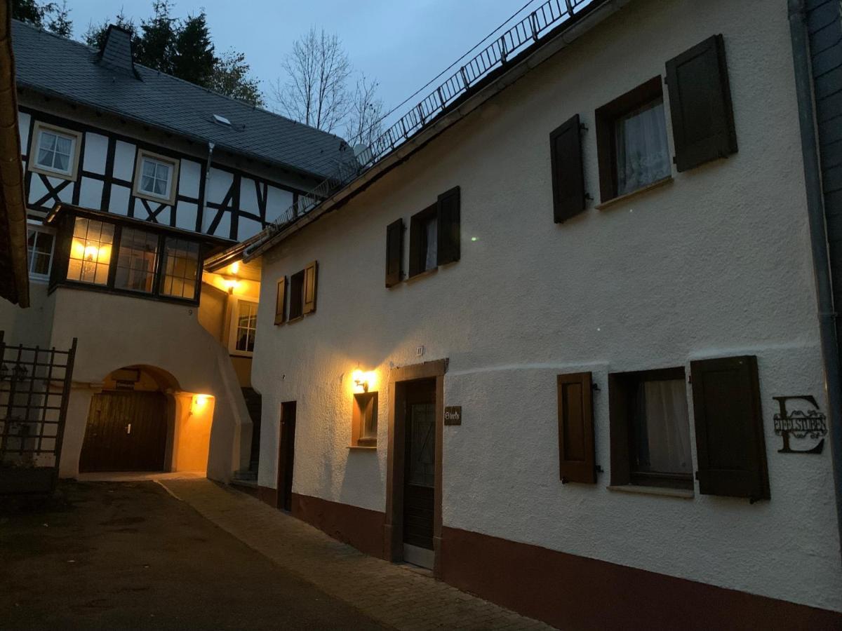 Ferienhaus Eifelstuben Mit Charme - Bauernstube Vulkaneifel - Naehe See Und Burgruine Ulmen Eksteriør billede